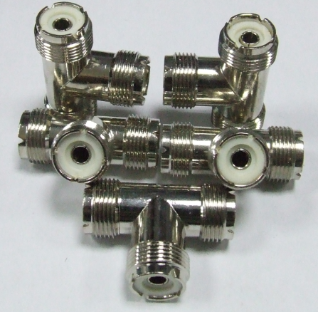 CONNETTORE BNC 3 FEMMINE VOLANTE KIT 5 PEZZI CONNETTORE BNC 3 FEMMINE VOLANTE KIT 5 PEZZI